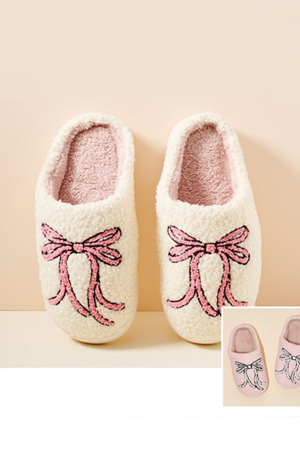 PLUSH SLIPPERS