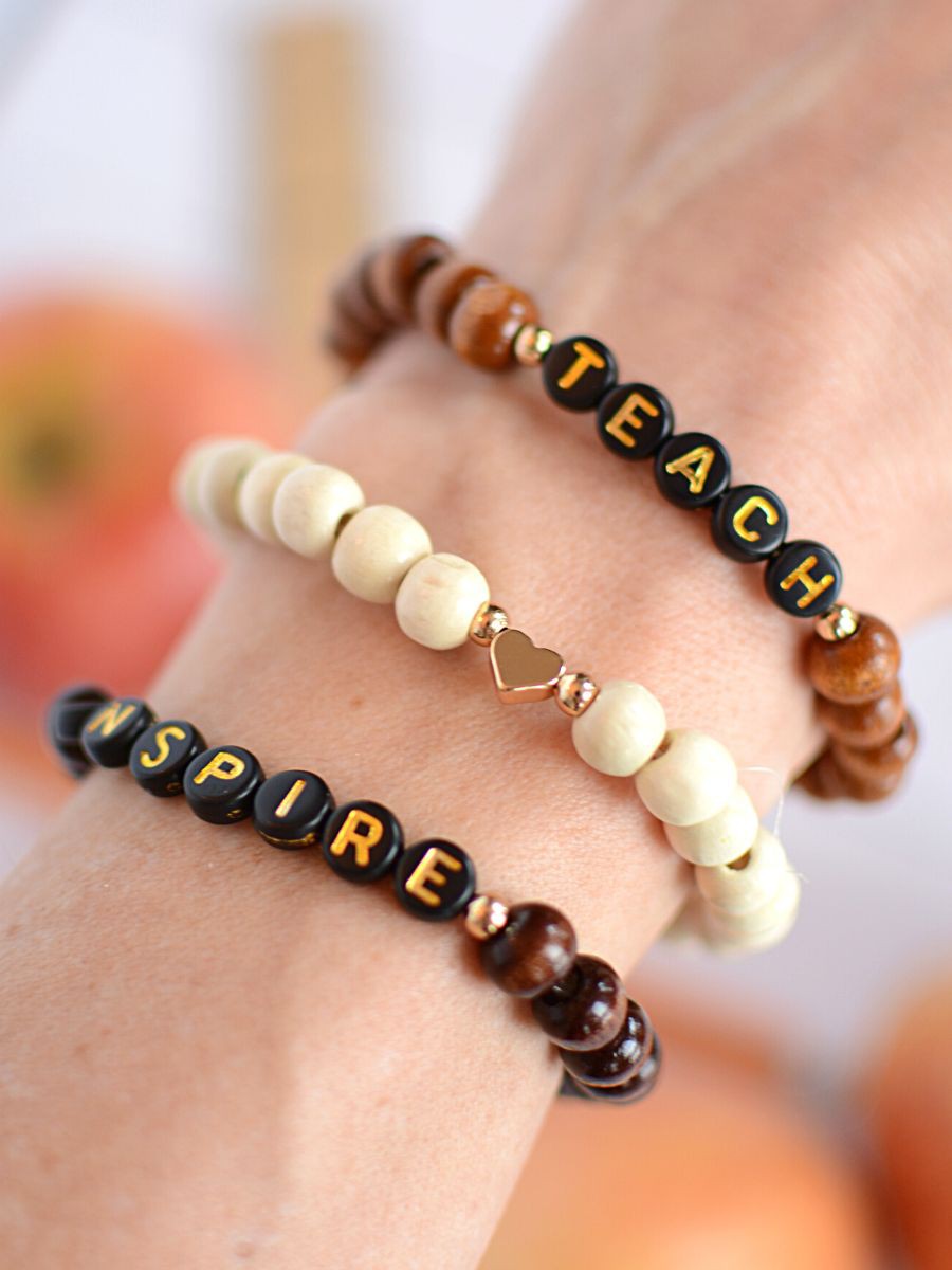 TEACH INSPIRE Wood Bracelet Set